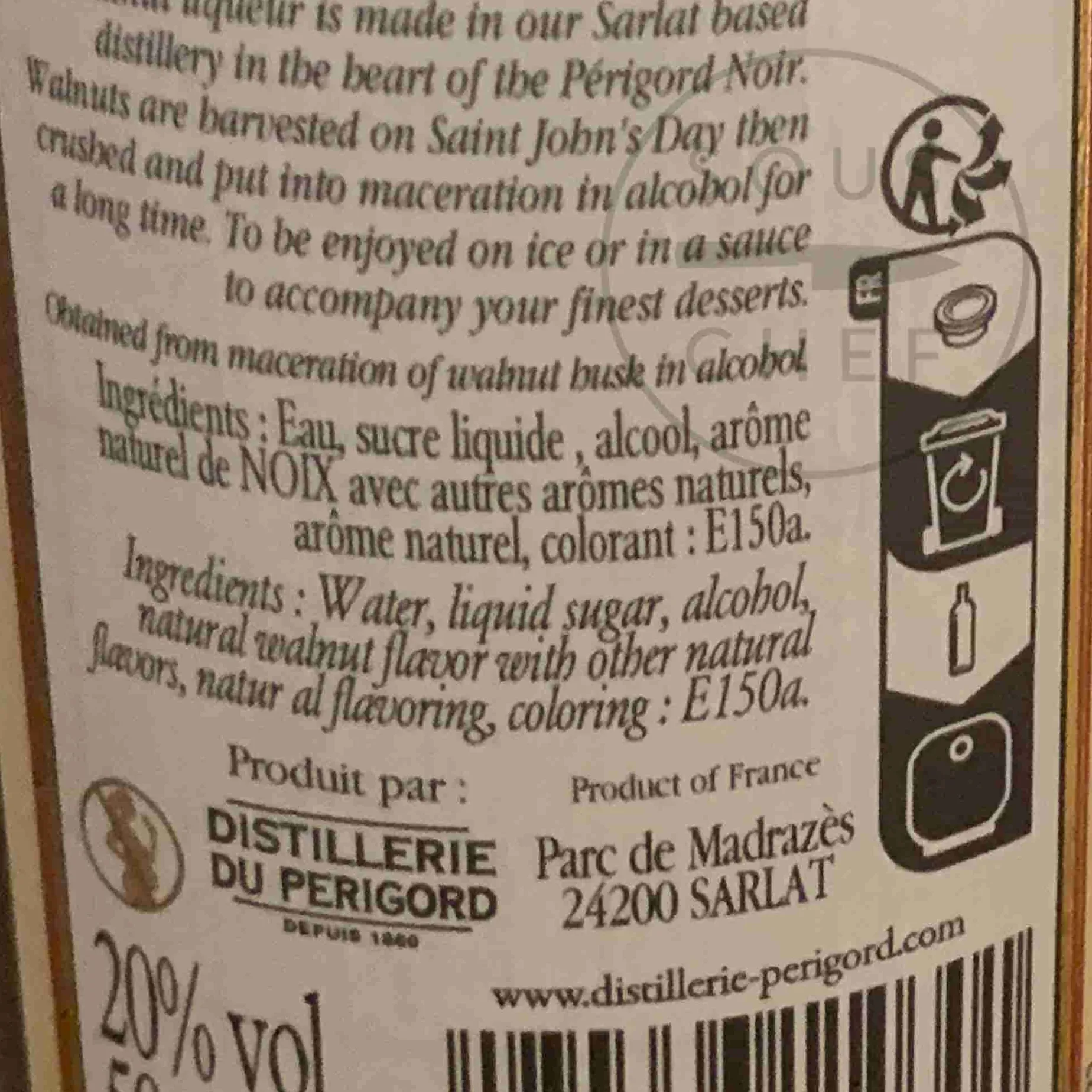 Cherry Rocher Walnut Liquor, 500ml