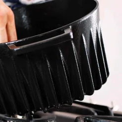 FIREUP Black Cast Iron Dutch Oven, 26cm