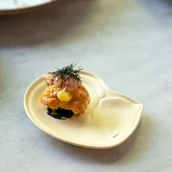 Ivory Cat Japanese Small Plate, 11cm