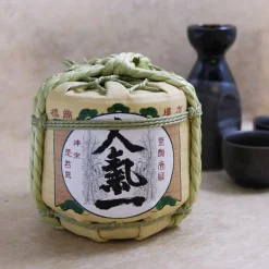 Ninki Mini Sake Barrel, 300ml