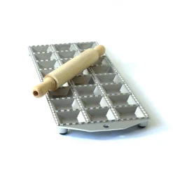 Ravioli Tray - 24 Square Ravioli, 47 x 47mm